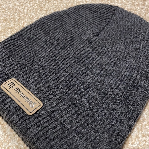 Unisex Dark Charcoal Gray Mcmenamins Brewery Leather Patch Logo Beanie - Picture 3 of 7